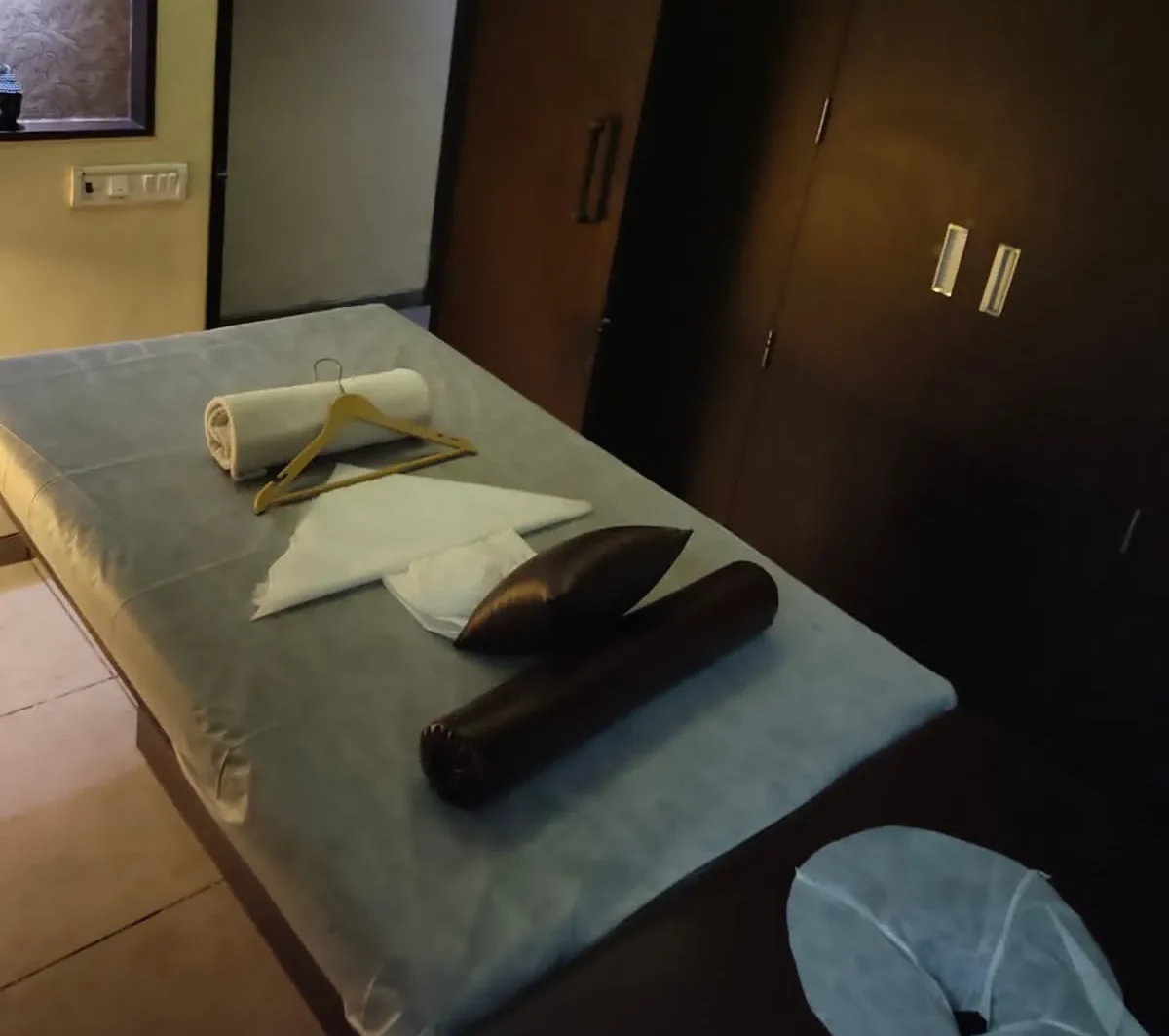 60 Minutes Massage Session