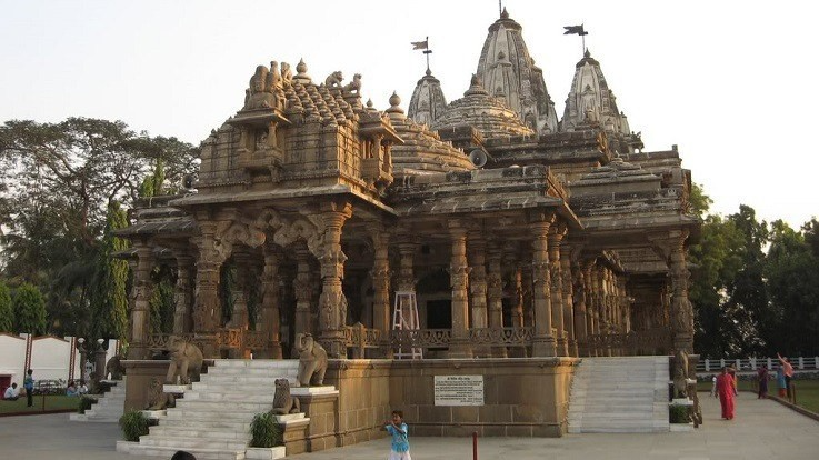 Titwala–Shahad Senior Spiritual Tour - Image 3